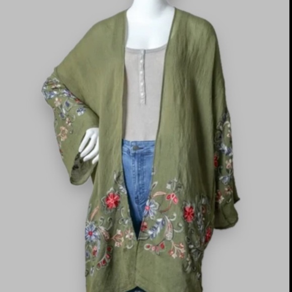 Floral Embroidered Kimono / Cardigan / Duster  P2P 24” L 38” New Boutique - Picture 9 of 14